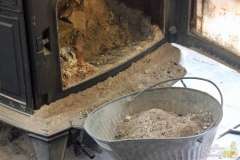 how-to-clean-woodstove